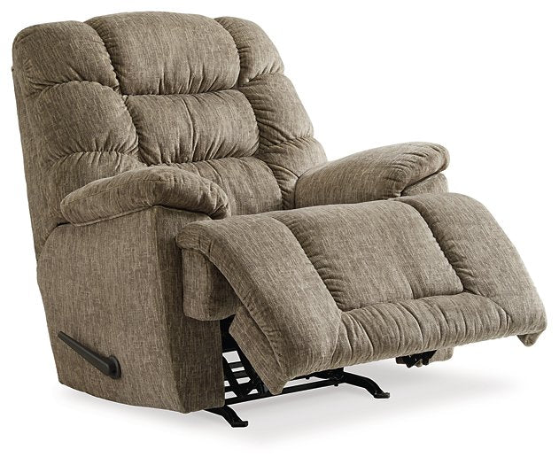 Bridgtrail Recliner - World Furniture Gallery (Newark, CA)