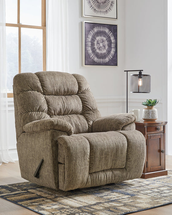 Bridgtrail Recliner - World Furniture Gallery (Newark, CA)