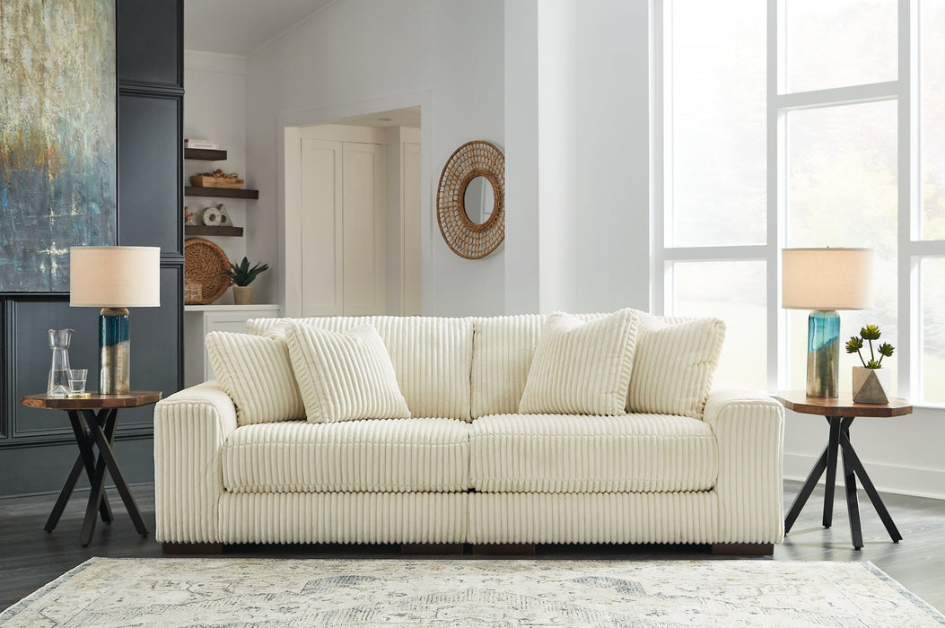 Lindyn 2-Piece Sectional Sofa - World Furniture Gallery (Newark, CA)