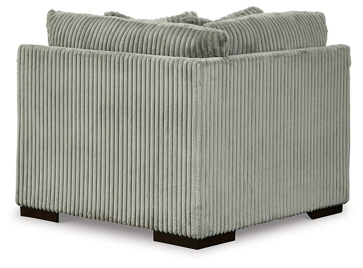 Lindyn Sectional - World Furniture Gallery (Newark, CA)