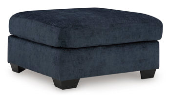 Aviemore Oversized Accent Ottoman - World Furniture Gallery (Newark, CA)