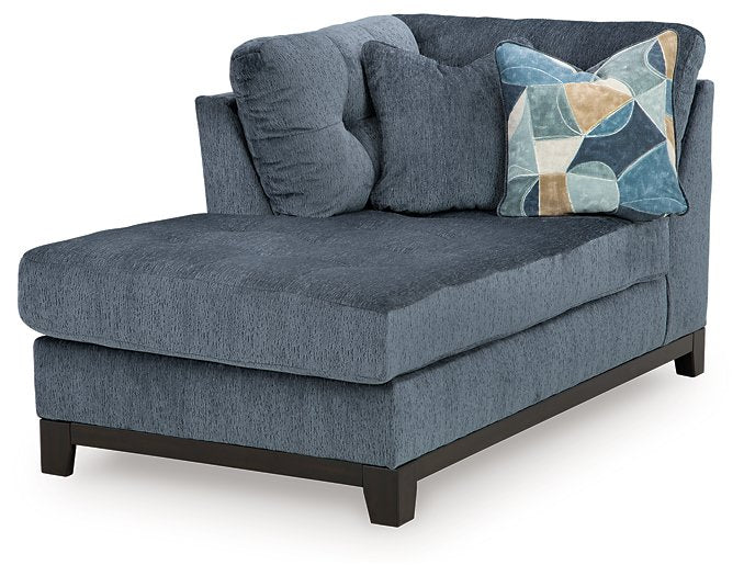 Maxon Place Sectional with Chaise - World Furniture Gallery (Newark, CA)