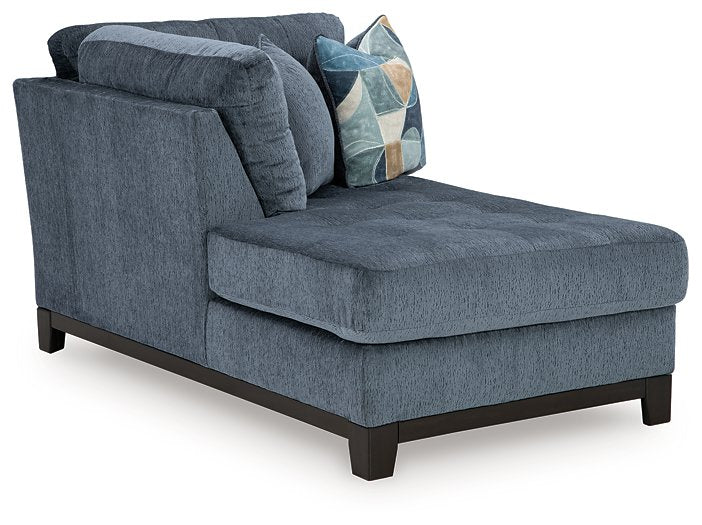 Maxon Place Sectional with Chaise - World Furniture Gallery (Newark, CA)