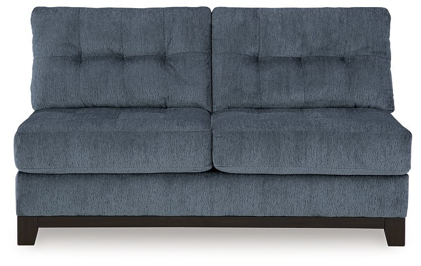 Maxon Place Sectional with Chaise - World Furniture Gallery (Newark, CA)