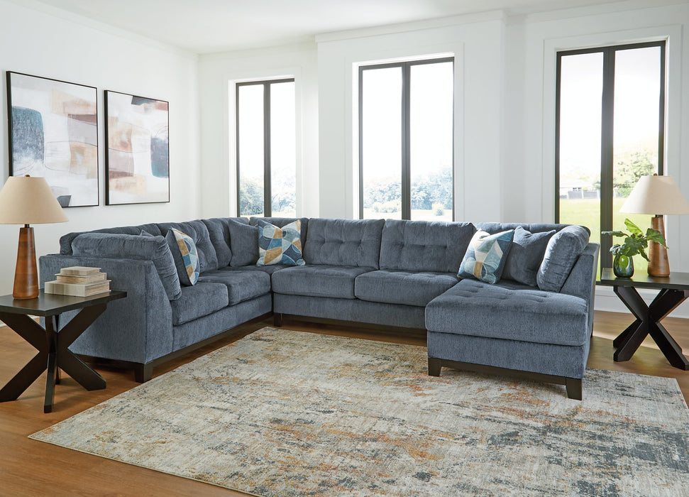 Maxon Place Sectional with Chaise - World Furniture Gallery (Newark, CA)