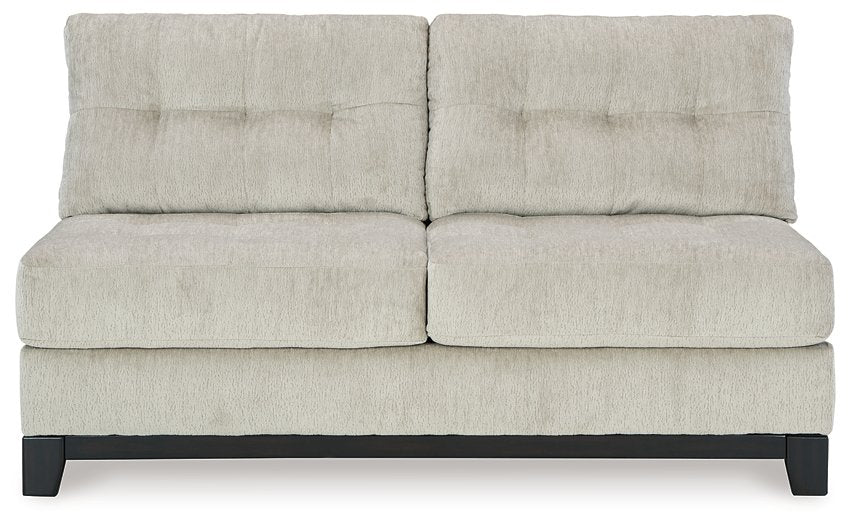 Maxon Place Sectional with Chaise - World Furniture Gallery (Newark, CA)