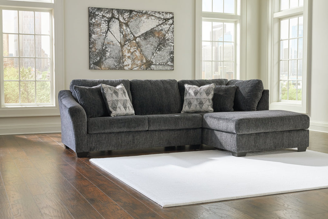 Biddeford 2-Piece Sectional with Chaise - World Furniture Gallery (Newark, CA)