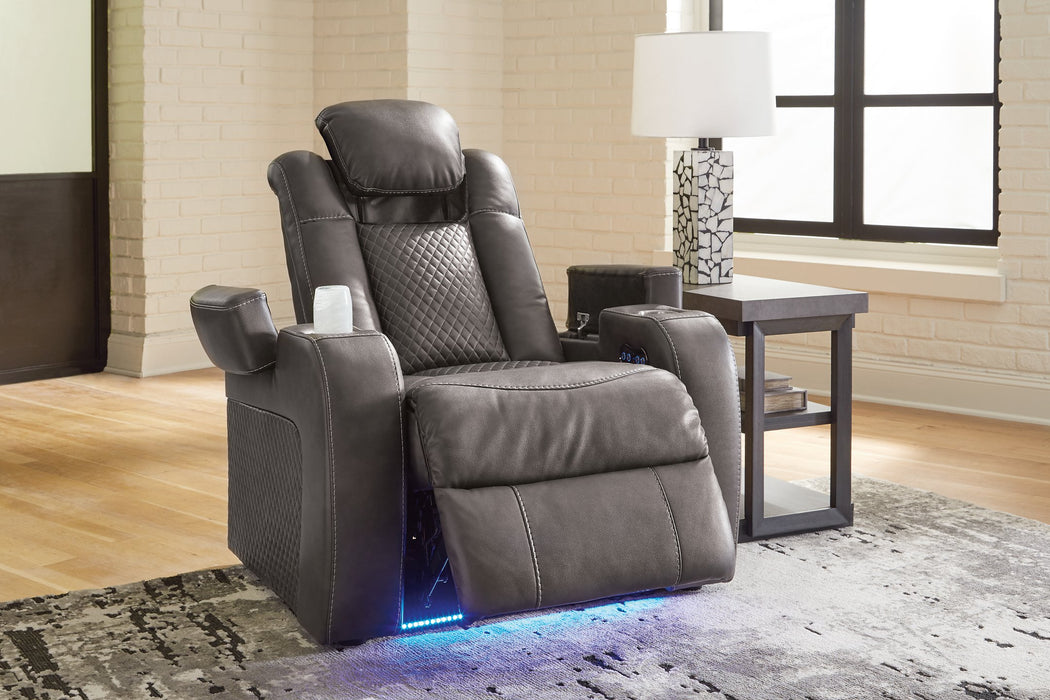 Fyne-Dyme Power Recliner - World Furniture Gallery (Newark, CA)