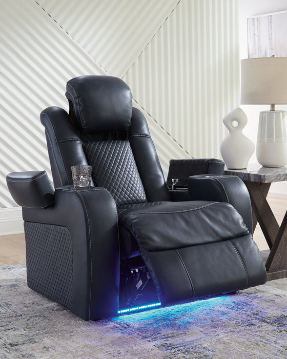 Fyne-Dyme Power Recliner - World Furniture Gallery (Newark, CA)