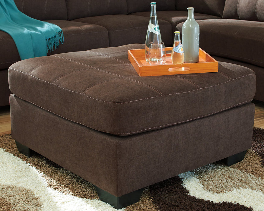 Maier Oversized Accent Ottoman - World Furniture Gallery (Newark, CA)