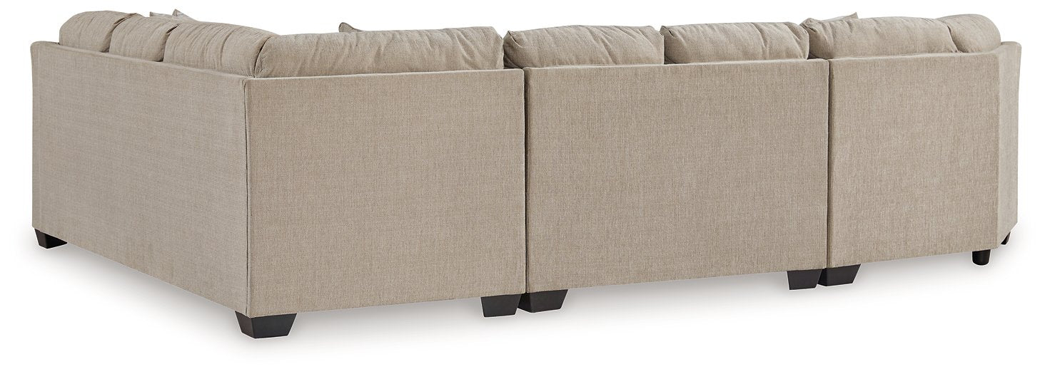 Brogan Bay 3-Piece Sectional with Cuddler - World Furniture Gallery (Newark, CA)