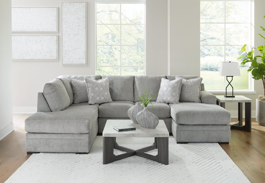 Casselbury 2-Piece Sectional with Chaise - World Furniture Gallery (Newark, CA)