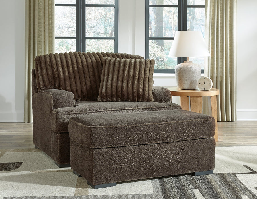 Aylesworth Upholstery Package - World Furniture Gallery (Newark, CA)