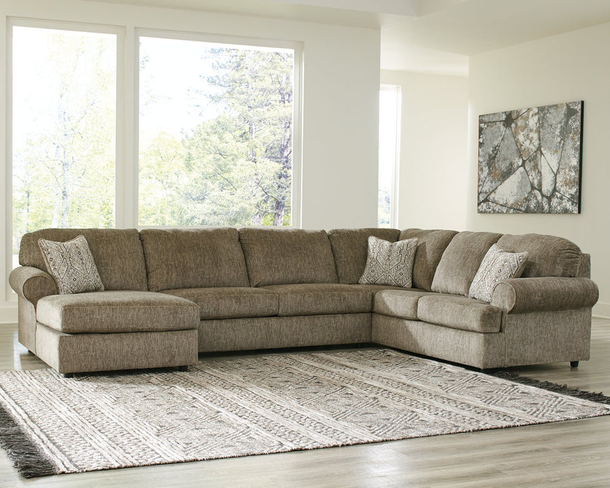 Hoylake 3-Piece Sectional with Chaise - World Furniture Gallery (Newark, CA)