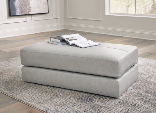 Amiata Oversized Accent Ottoman - World Furniture Gallery (Newark, CA)