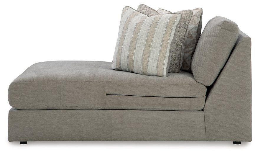 Avaliyah Double Chaise Sectional - World Furniture Gallery (Newark, CA)