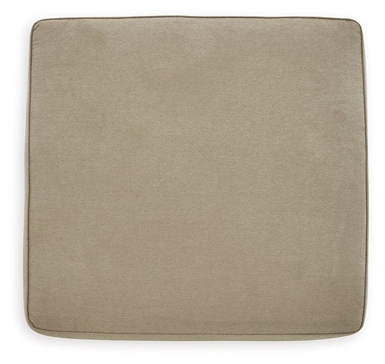 Lucina Oversized Accent Ottoman - World Furniture Gallery (Newark, CA)