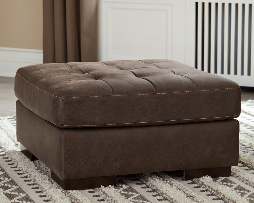 Maderla Oversized Accent Ottoman - World Furniture Gallery (Newark, CA)