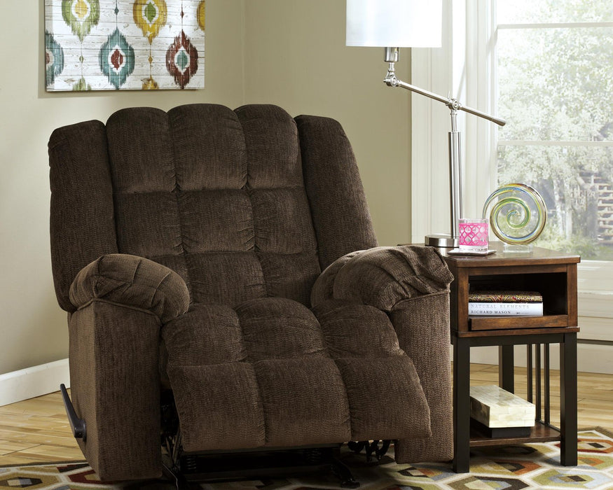 Ludden Recliner - World Furniture Gallery (Newark, CA)