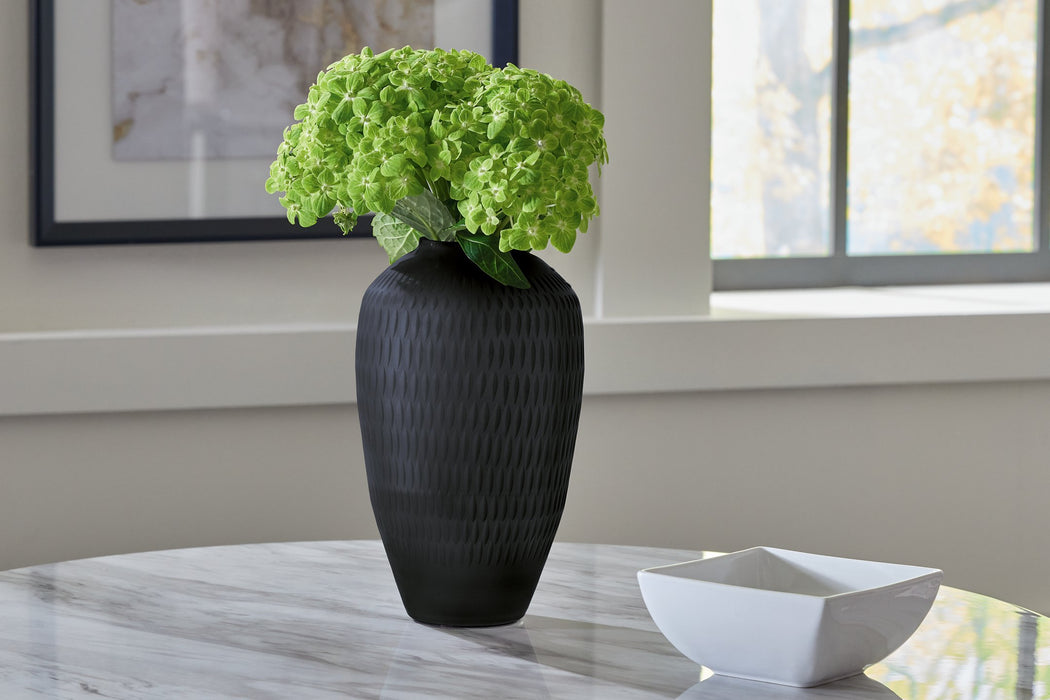 Etney Vase - World Furniture Gallery (Newark, CA)