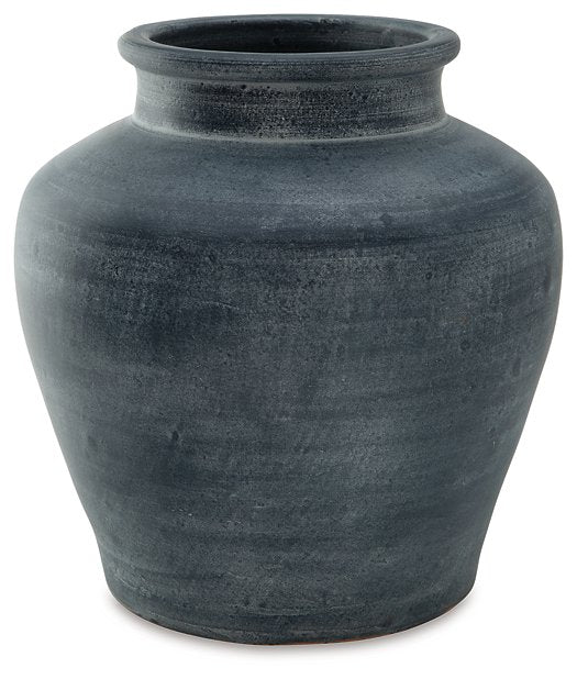 Meadie Vase - World Furniture Gallery (Newark, CA)