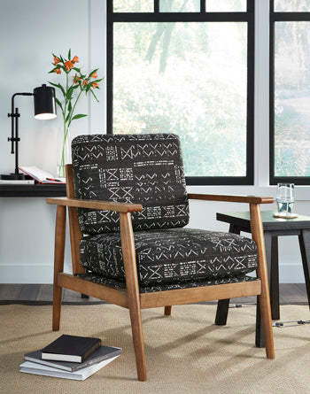 Bevyn Accent Chair - World Furniture Gallery (Newark, CA)