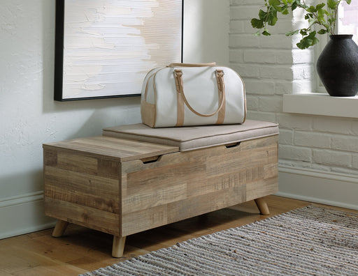 Gerdanet Storage Bench - World Furniture Gallery (Newark, CA)