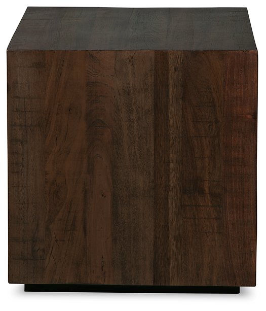 Hensington End Table - World Furniture Gallery (Newark, CA)