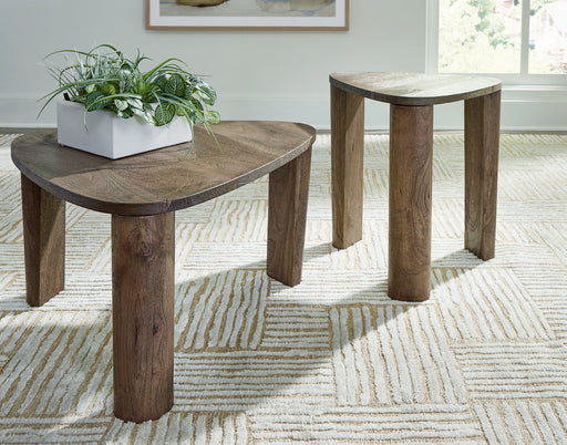 Reidport Accent Coffee Table (Set of 2) - World Furniture Gallery (Newark, CA)