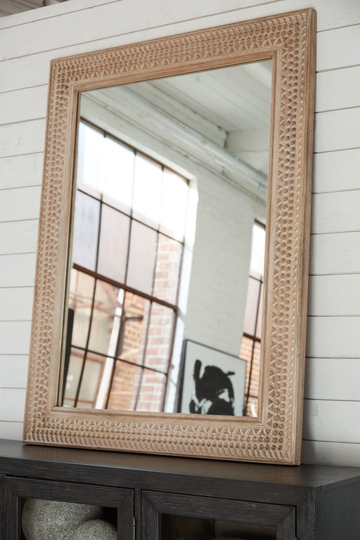 Belenburg Accent Mirror - World Furniture Gallery (Newark, CA)