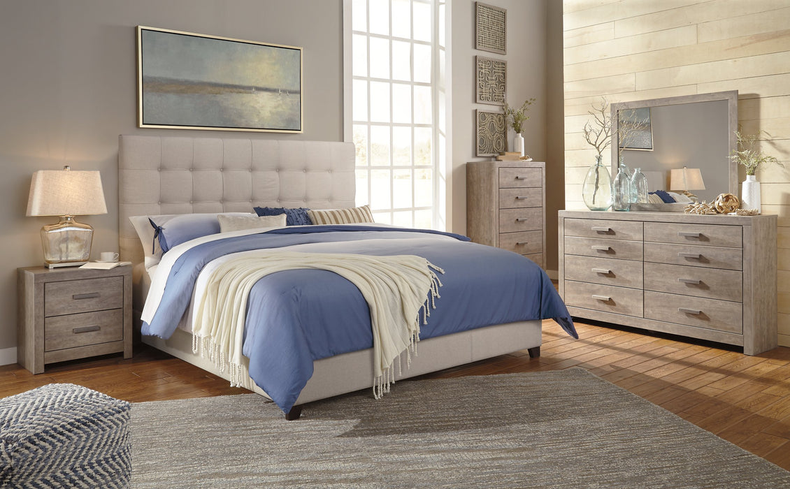 Dolante Upholstered Bed - World Furniture Gallery (Newark, CA)