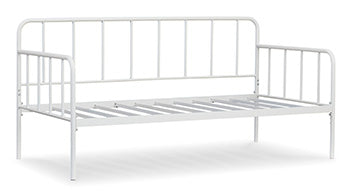 Trentlore Bed with Platform - World Furniture Gallery (Newark, CA)