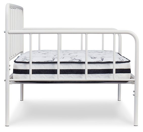 Trentlore Bed with Platform - World Furniture Gallery (Newark, CA)