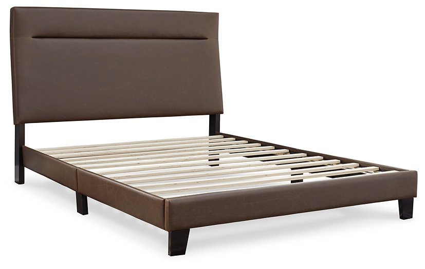 Adelloni Upholstered Bed - World Furniture Gallery (Newark, CA)