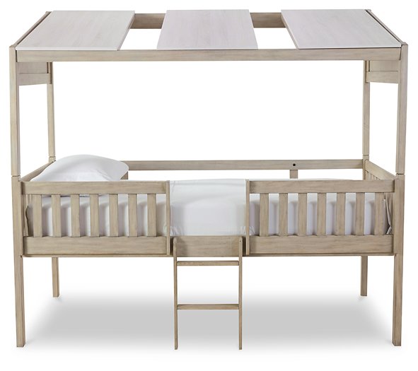 Wrenalyn Loft Bed - World Furniture Gallery (Newark, CA)