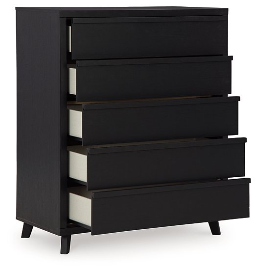 Danziar Wide Chest of Drawers - World Furniture Gallery (Newark, CA)