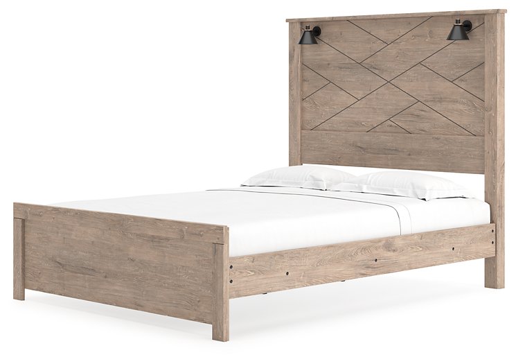 Senniberg Bed - World Furniture Gallery (Newark, CA)