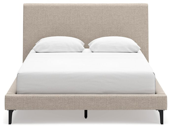 Cielden Upholstered Bed with Roll Slats - World Furniture Gallery (Newark, CA)