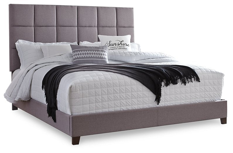 Dolante Upholstered Bed - World Furniture Gallery (Newark, CA)