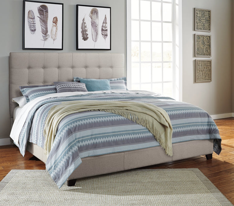 Dolante Upholstered Bed - World Furniture Gallery (Newark, CA)