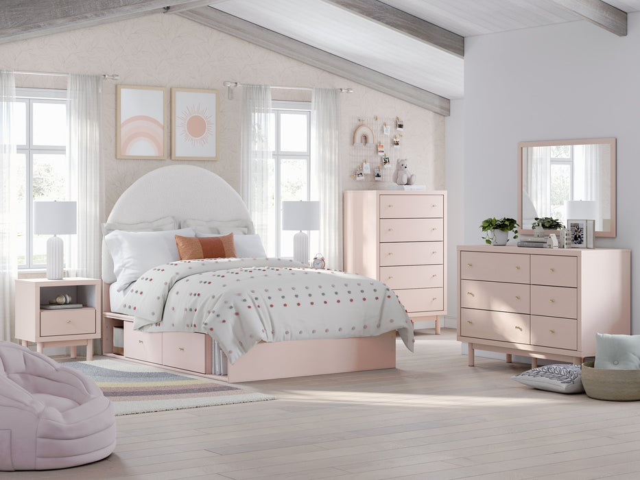 Wistenpine Upholstered Bed with Storage - World Furniture Gallery (Newark, CA)