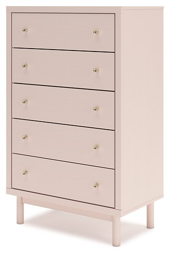 Wistenpine Chest of Drawers - World Furniture Gallery (Newark, CA)