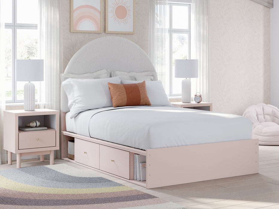 Wistenpine Upholstered Bed with Storage - World Furniture Gallery (Newark, CA)