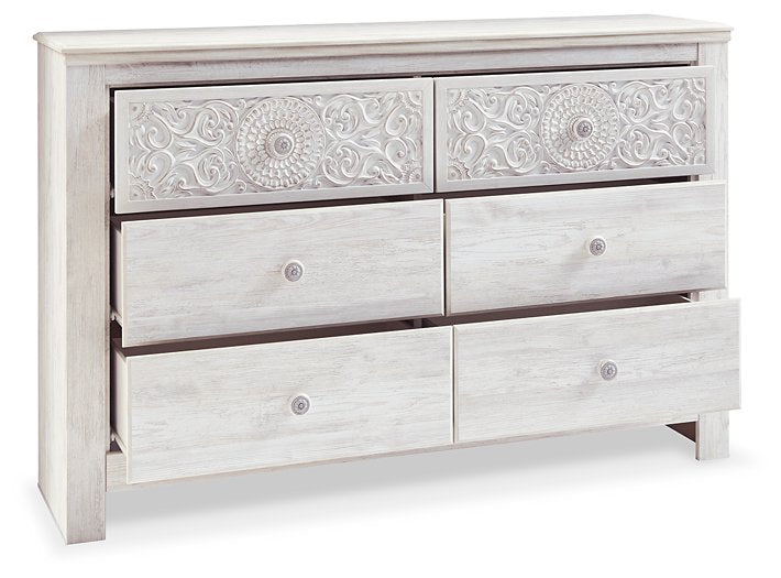 Paxberry Dresser - World Furniture Gallery (Newark, CA)