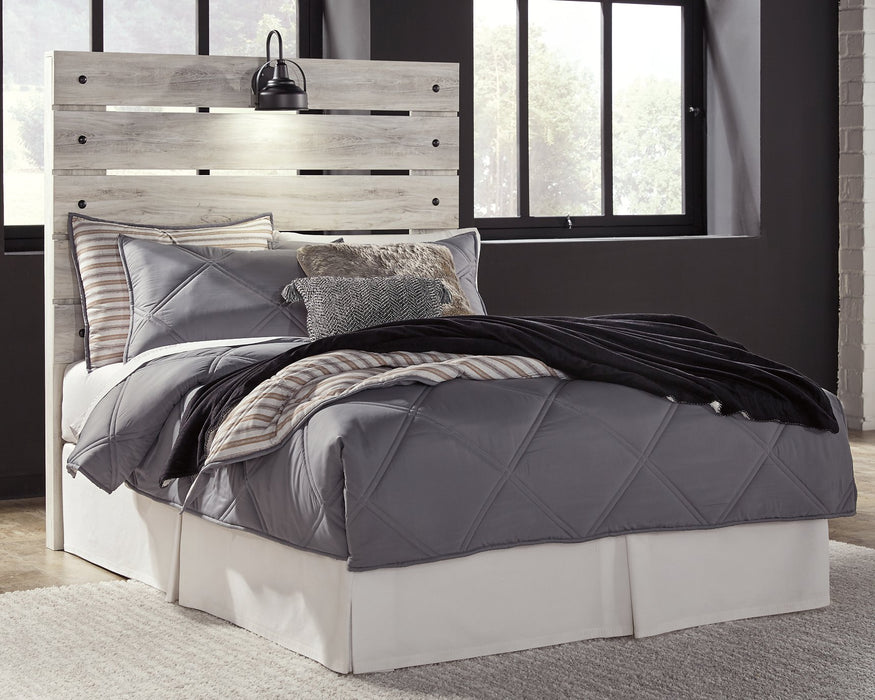 Cambeck Bed - World Furniture Gallery (Newark, CA)