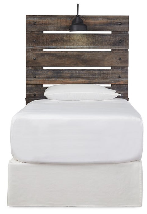 Drystan Bed - World Furniture Gallery (Newark, CA)