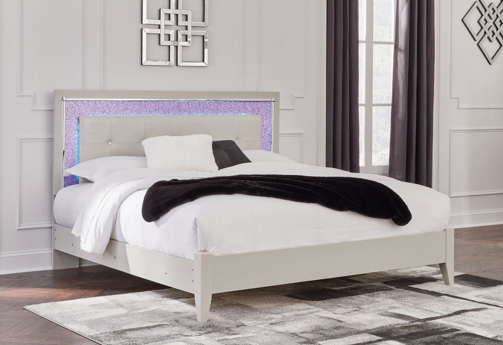 Zyniden Upholstered Bed - World Furniture Gallery (Newark, CA)