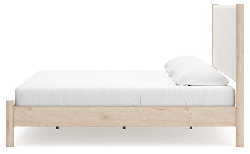 Cadmori Upholstered Bed - World Furniture Gallery (Newark, CA)