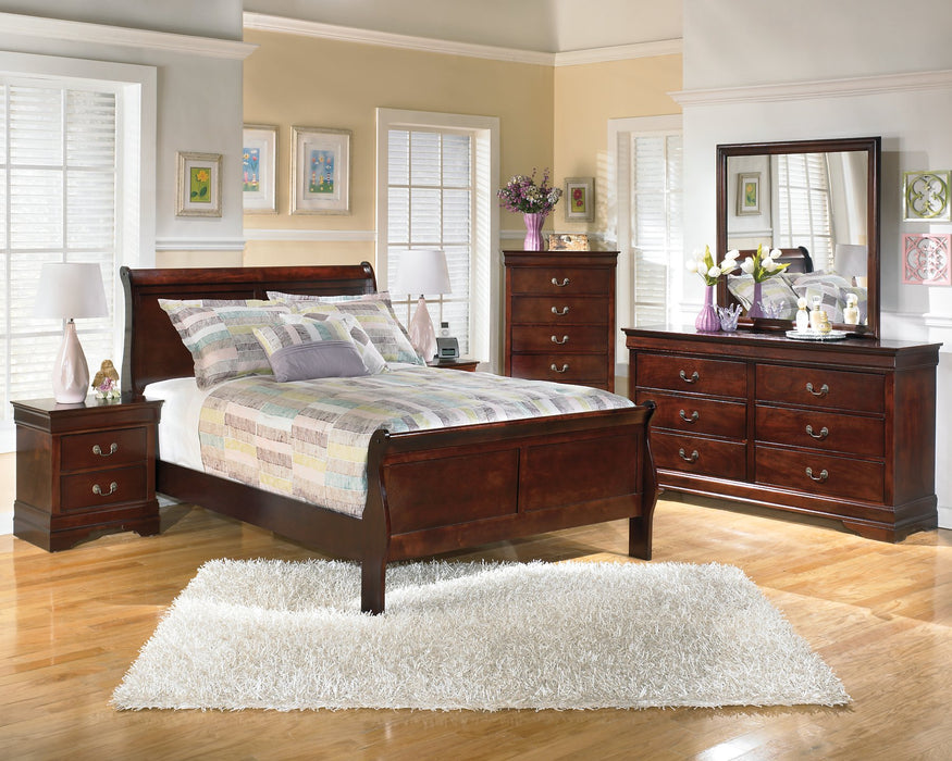 Alisdair Bedroom Set - World Furniture Gallery (Newark, CA)