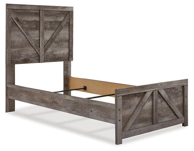 Wynnlow Crossbuck Bed - World Furniture Gallery (Newark, CA)